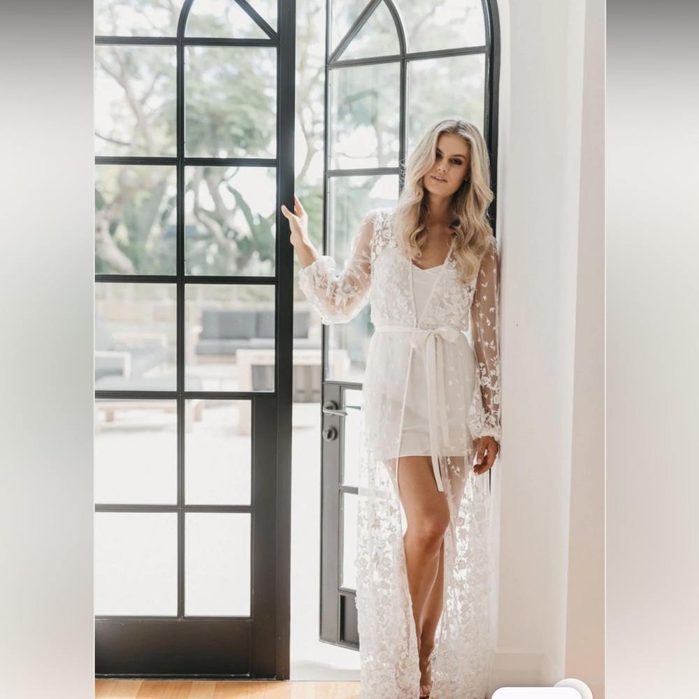 Le Rose Adele bridal lace maxi robe